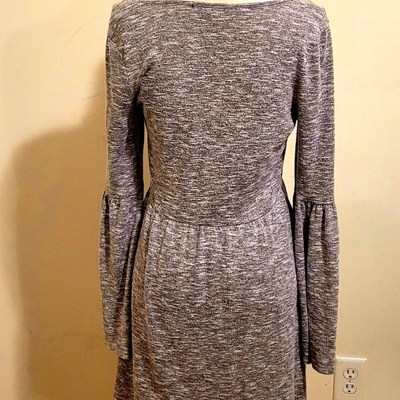 Lovely LDLA Flowy Bell Sleeve Gray  Dress - Picture 5 of 9